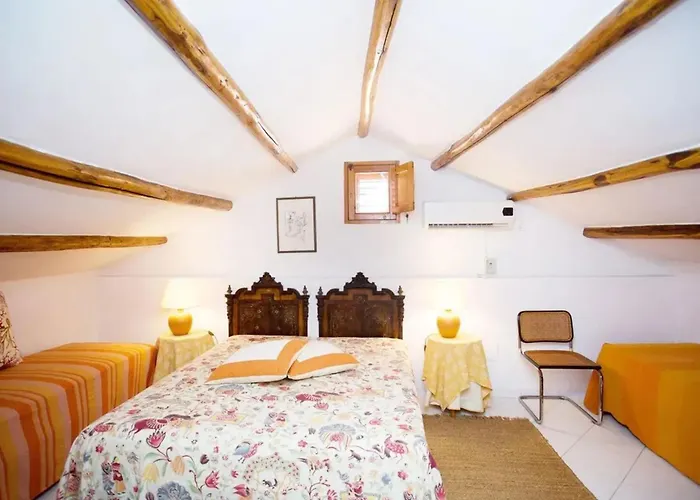 Spacious With Sea View In * ליפארי